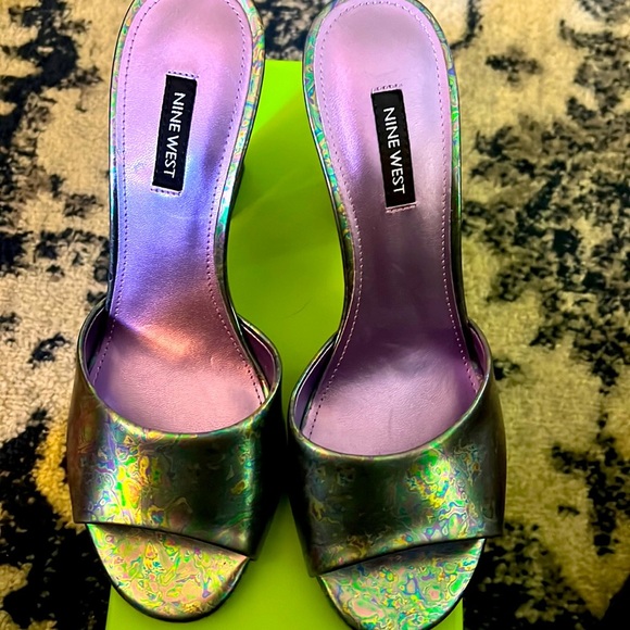 Shoes - NWOT Nine West Slides. Size 9. Super cute metallic colors